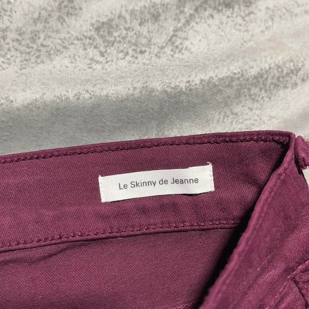 🥰🥰Frame Denim Burgundy Distressed Skinny Jeans🥰🥰 - Picture 7 of 11